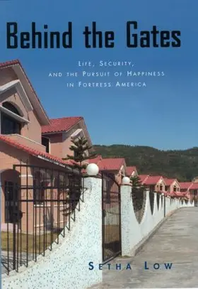 Low |  Behind the Gates | Buch |  Sack Fachmedien