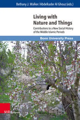 Walker / Al Ghouz / Pini |  Living with Nature and Things | Buch |  Sack Fachmedien