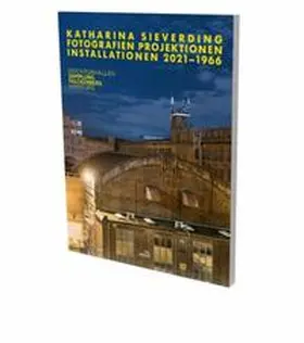 Luckow |  Katharina Sieverding: Fotografien Projektionen Installation 2021–1966 | Buch |  Sack Fachmedien